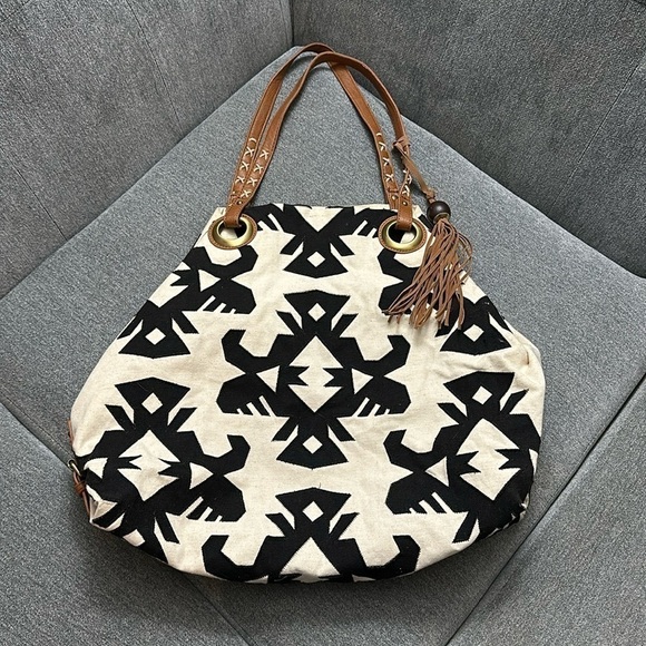 Lucky Brand Handbags - Large Lucky Brand 🍀 Bag, High Quality Cotton Accented with Leather